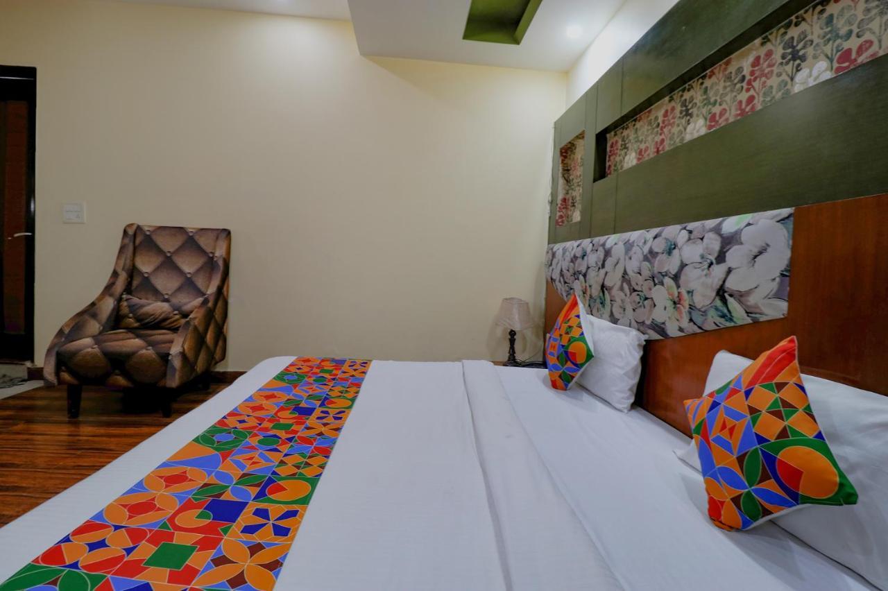 Staybook Hotel Aira New Delhi Railway Station Paharganj Экстерьер фото