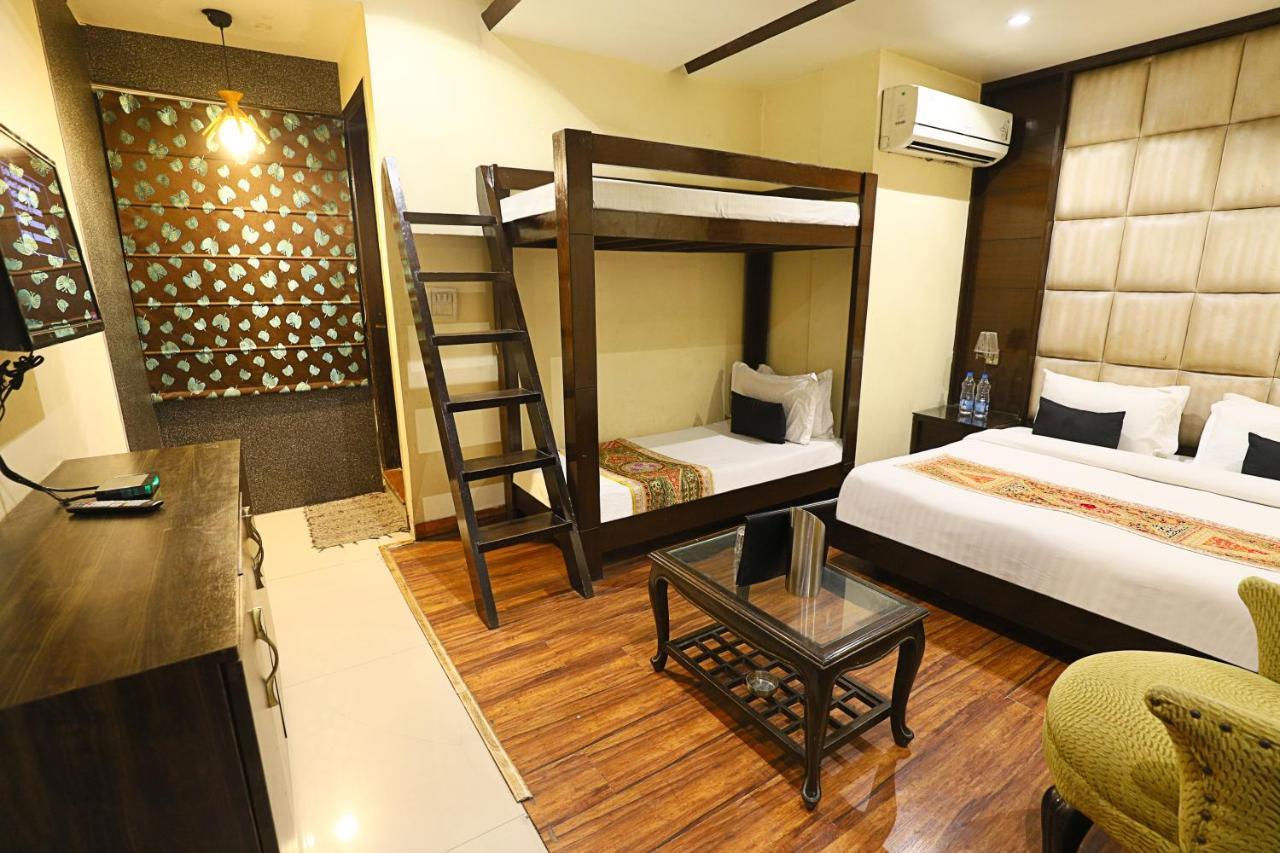 Staybook Hotel Aira New Delhi Railway Station Paharganj Экстерьер фото