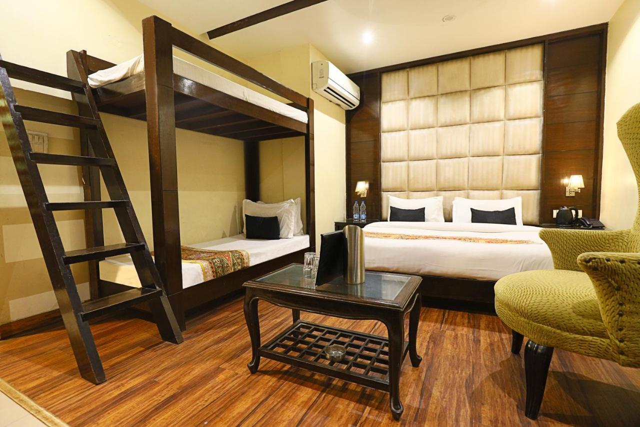 Staybook Hotel Aira New Delhi Railway Station Paharganj Экстерьер фото