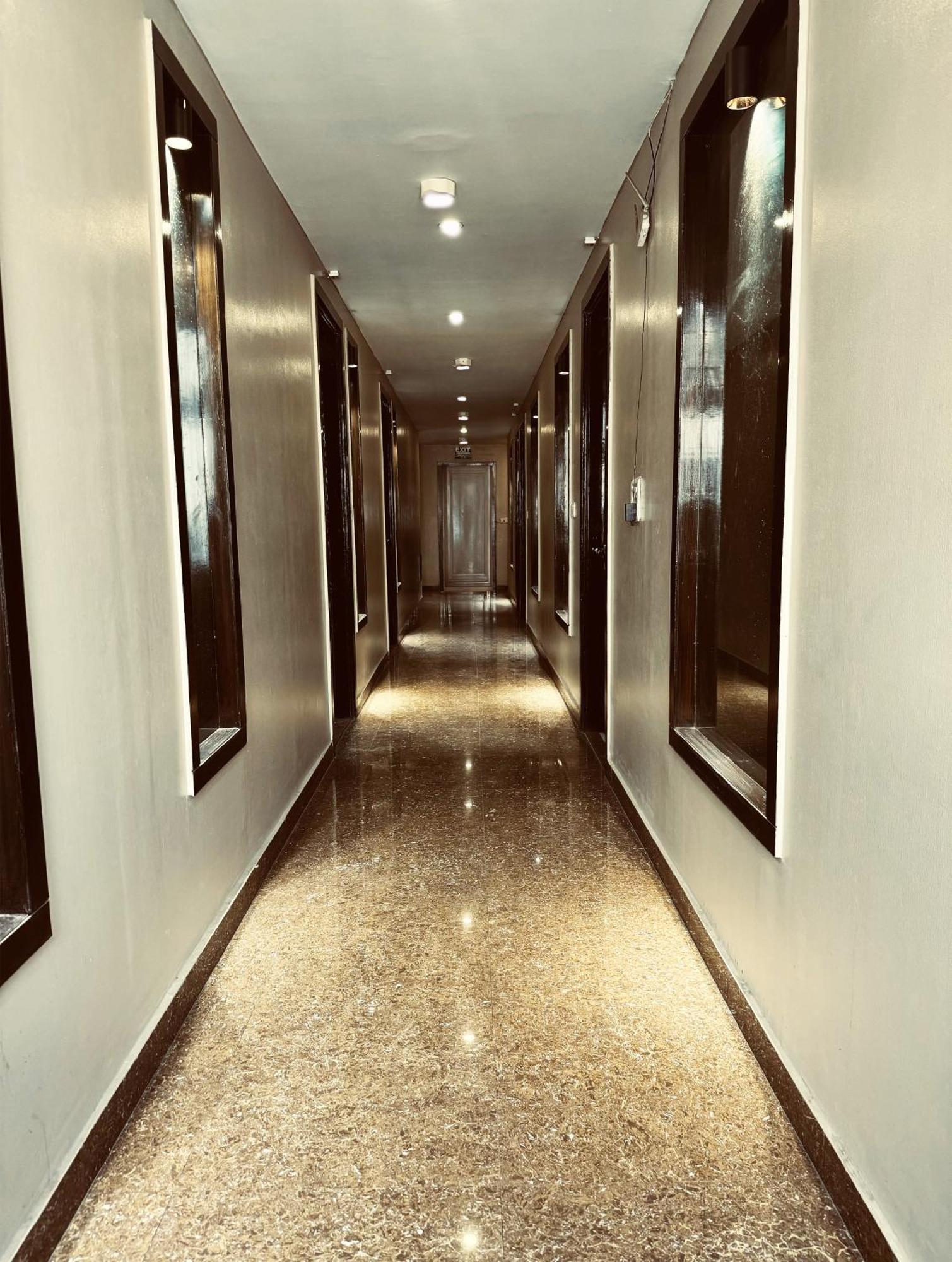 Staybook Hotel Aira New Delhi Railway Station Paharganj Экстерьер фото